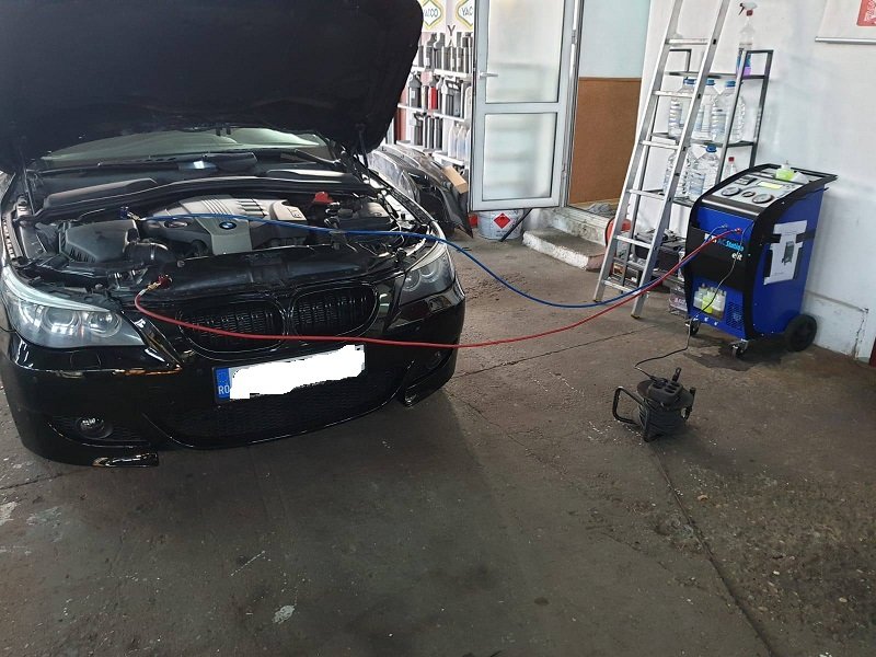 Robot Auto Service - Service auto